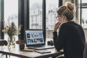 Community manager freelance Bordeaux : stratégies et conseils pour réussir sa communication digitale